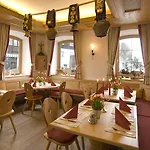 Braeuwirt Hotell 3*