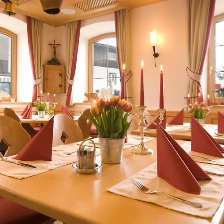 Otel Braeuwirt Kirchberg in Tirol