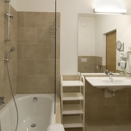 Braeuwirt 4* كيرشبرغ ان تيرول