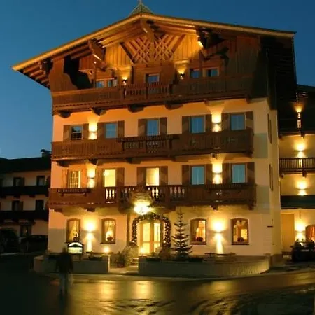 فندق Braeuwirt 4*